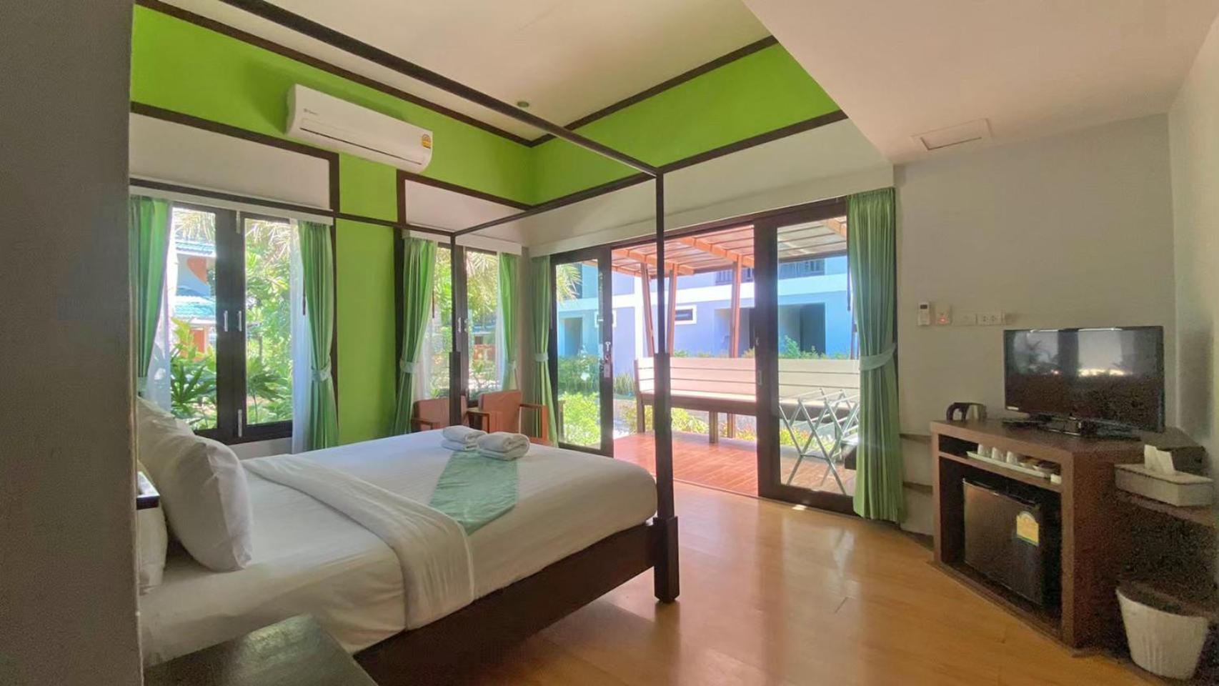 Phi Phi Andaman Beach Resort-SHA Plus Zimmer foto